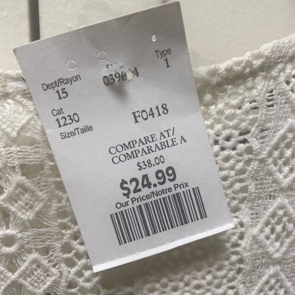 Brand new white top - Picture 5 of 5